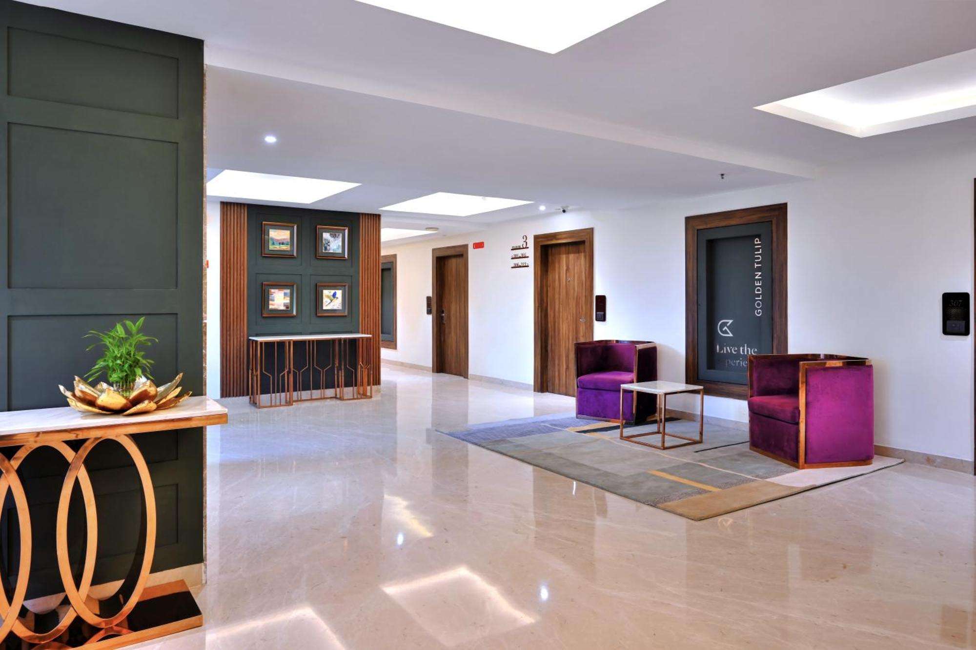 Golden Tulip Agra Hotel Агра Екстериор снимка