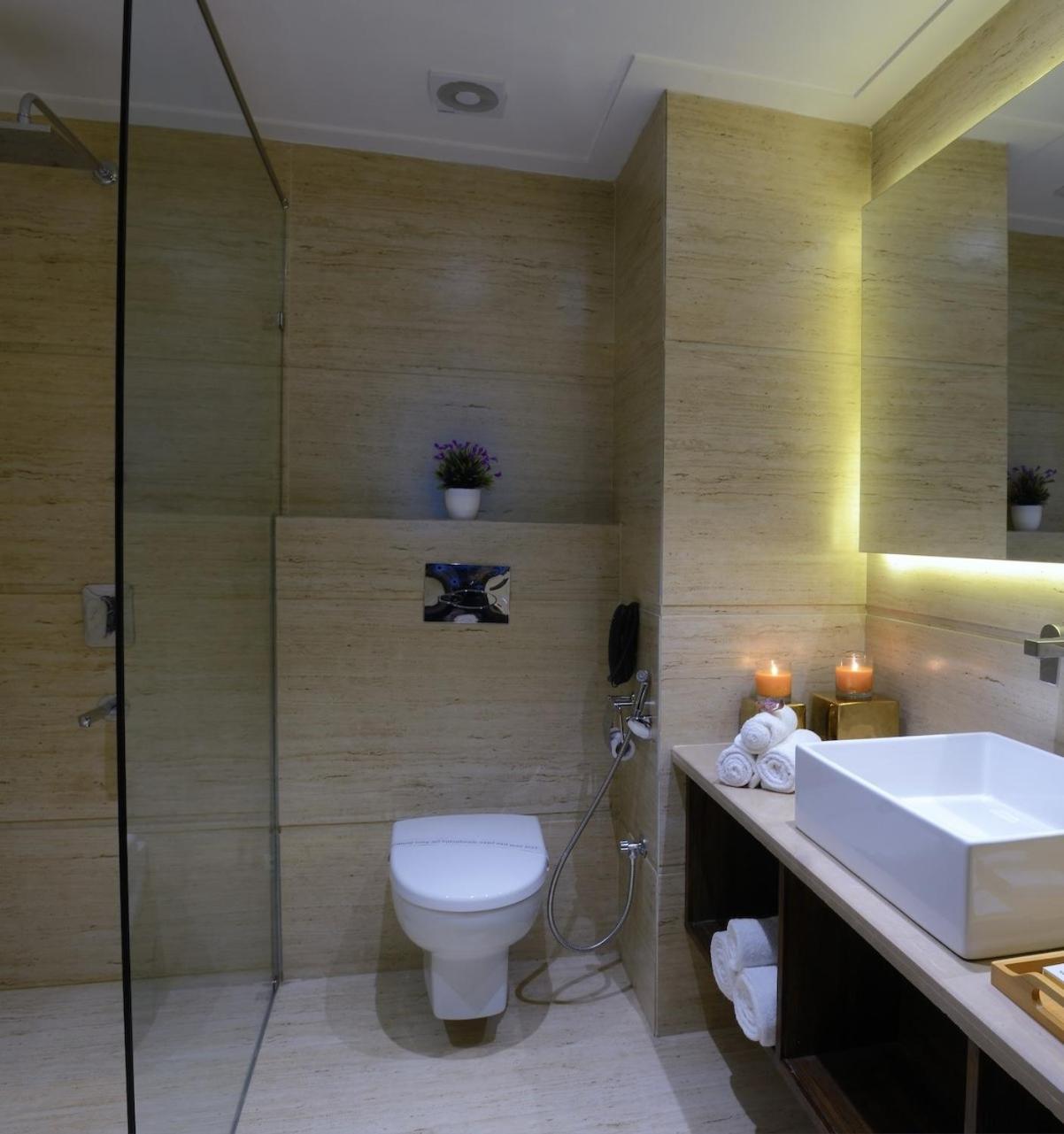 Golden Tulip Agra Hotel Агра Екстериор снимка